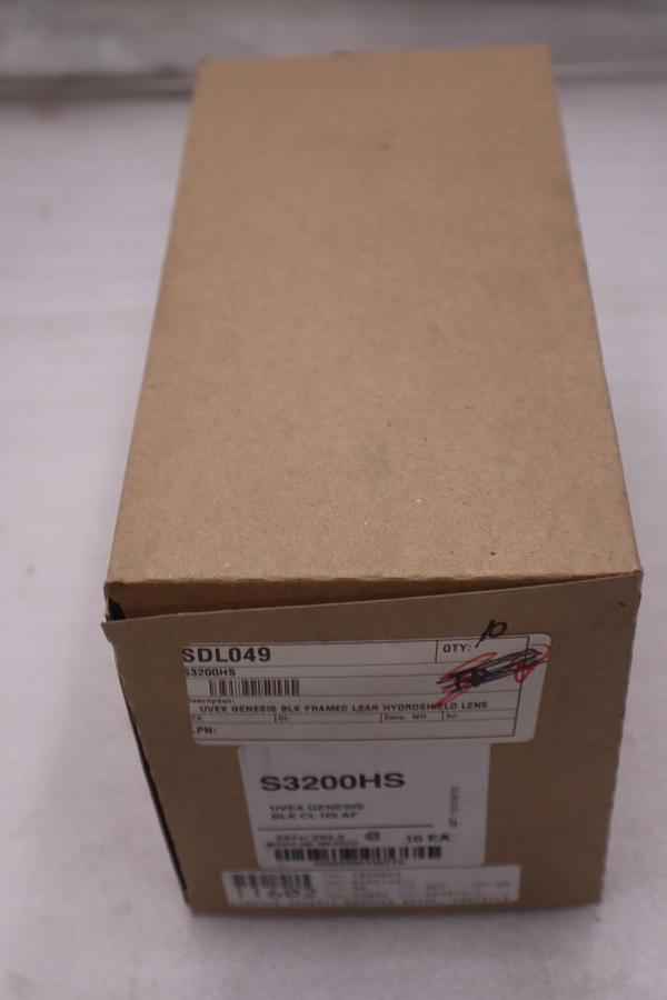 HONEYWELL S3200HS / S3200HS UVEX GENESIS BLK CL HS QT 10 - STOCK 4746A