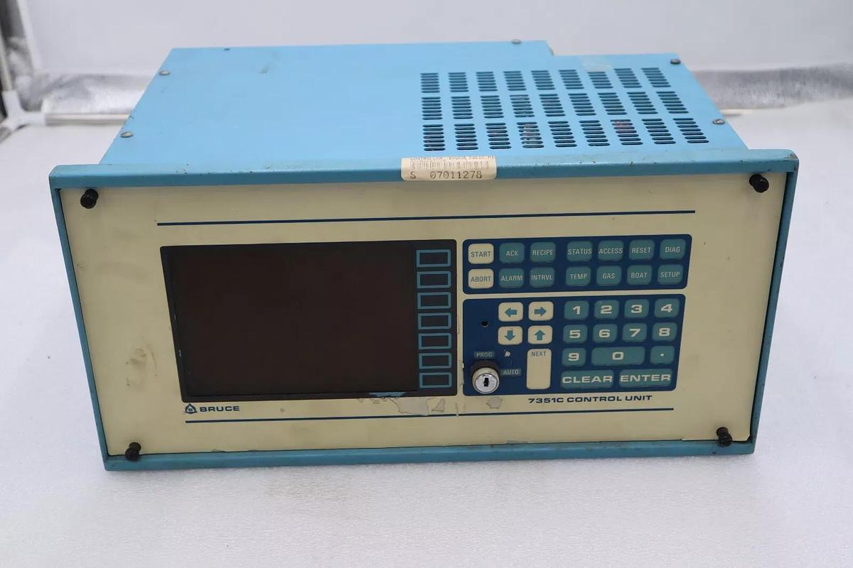 Used Bruce 4220901 Control Unit Model 9760400 110AC 50/60 HZ Ser No. 104-923 2622