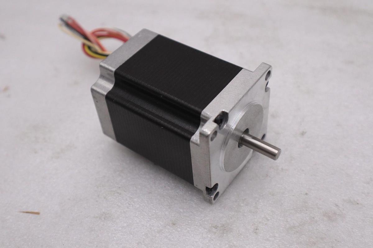 Used NEW OPEN BOX Anaheim Automation 23Y206S-LW8 Stepper Motors STK 3275A