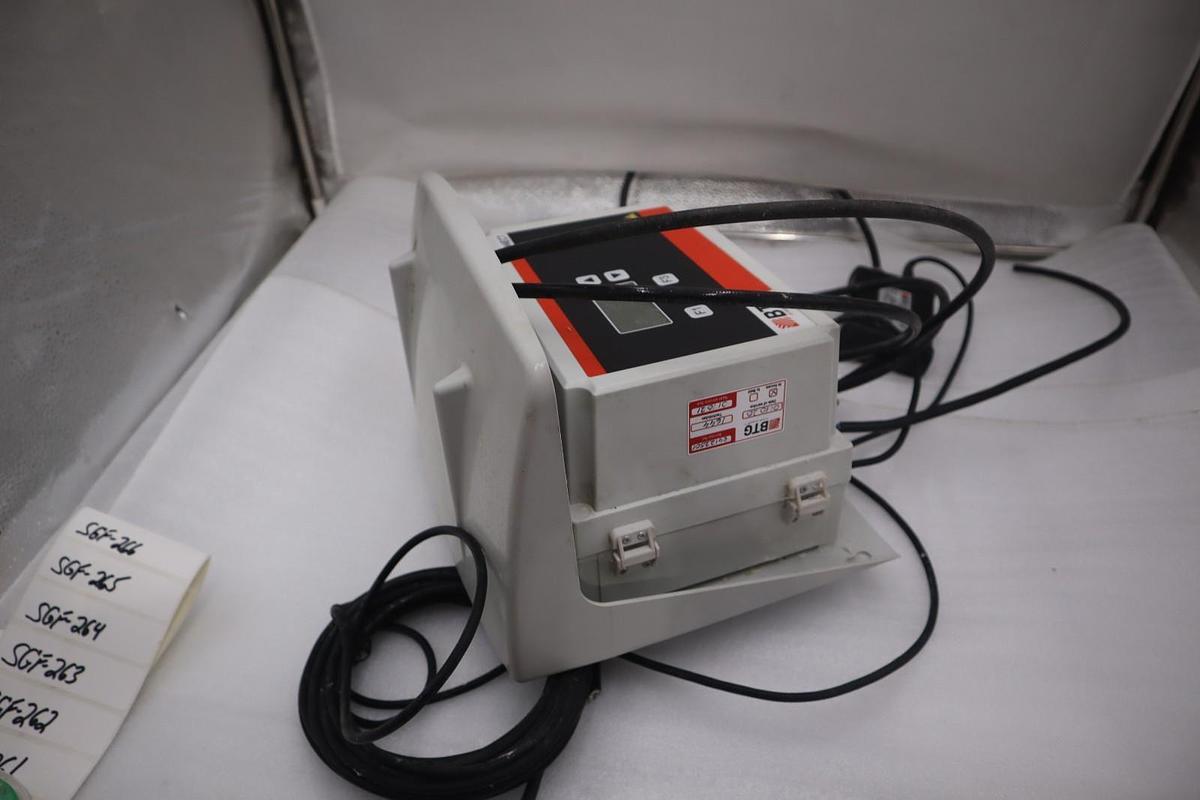 Used BTG CPM-1300 PH/Q0/M1/S2/H3/C10 COMMUNICATION CONSISTENCY TRANSMITTER # SGF226