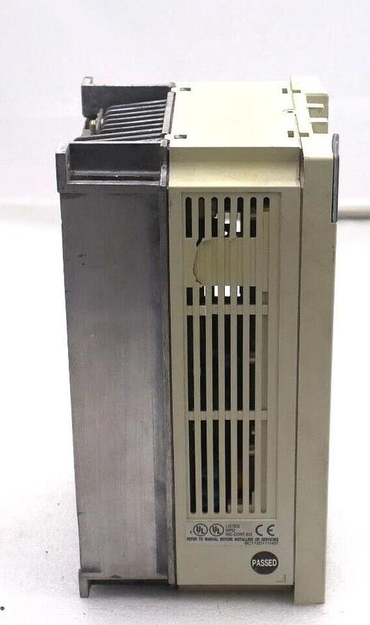 Used MITSUBISHI FR-A820 1.5K TFA INVERTER A500 240 V #L-220