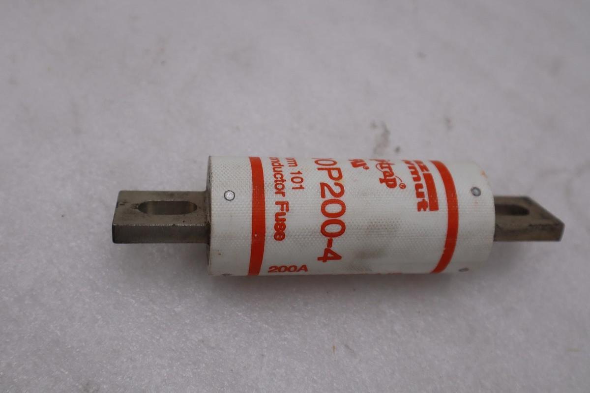 LOT OF 3 - GOULD SHAWMUT  A100P200/ A100P200-4 TYPE 4 FUSE - STOCK GF612A