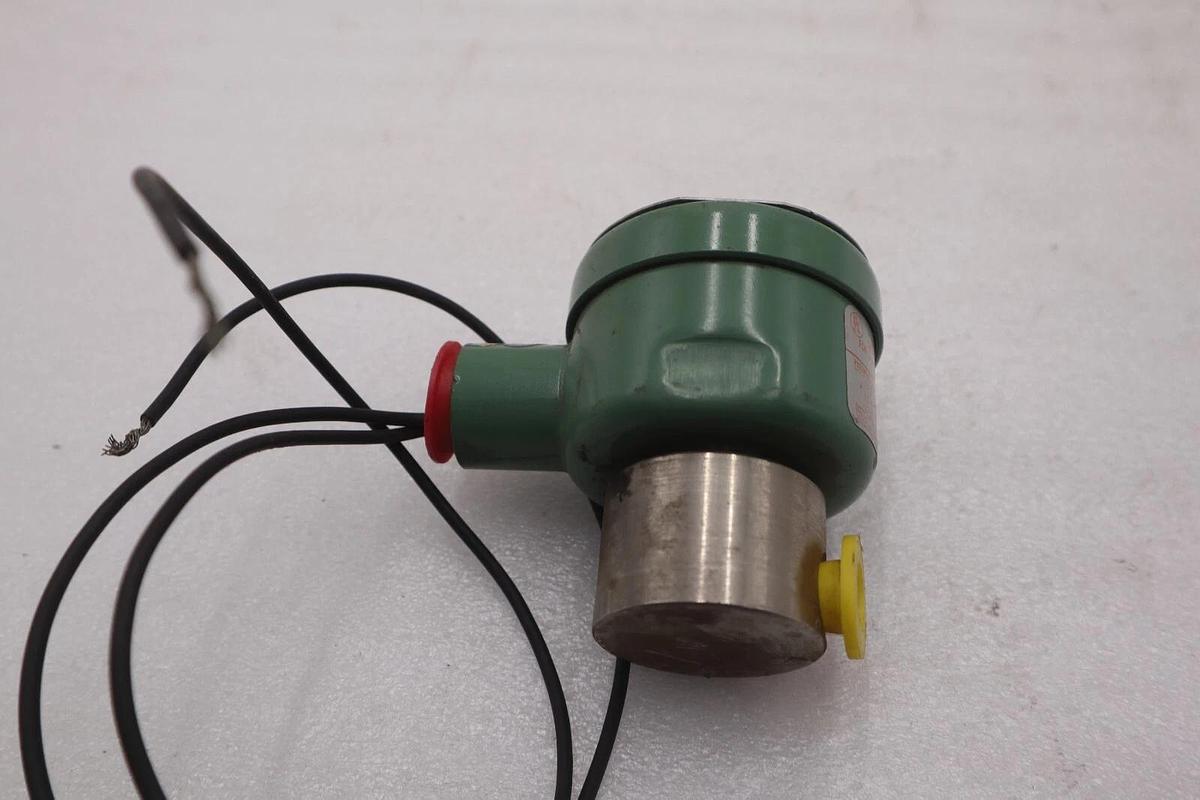 ASCO 8262AZZ1 RED HAT SOLENIOD VALVE STOCK #K-3646