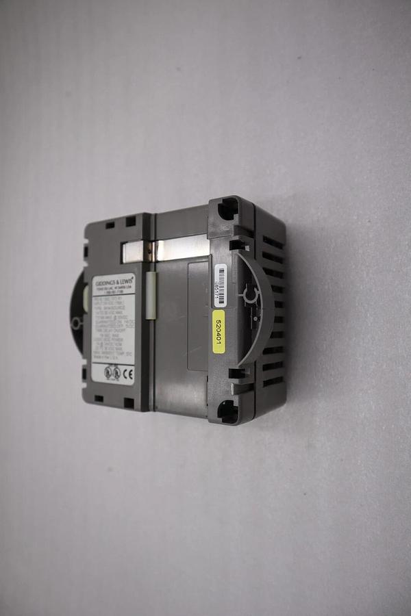 Used Giddings & Lewis M.1300.7372 R1 Input Module 24VDC SINK/SOURCE STOCK 5169A