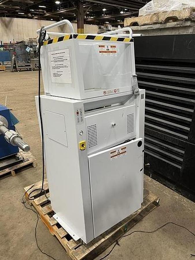 Used DESTROYIT 4605 SHREDDER P3 SECURITY LEVEL