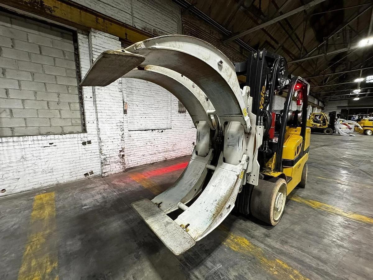 Used 15,500 POUND YALE MODEL GLC155VX FORKLIFT WITH 84" CASCADE PAPER ROLL CLAMP LOW