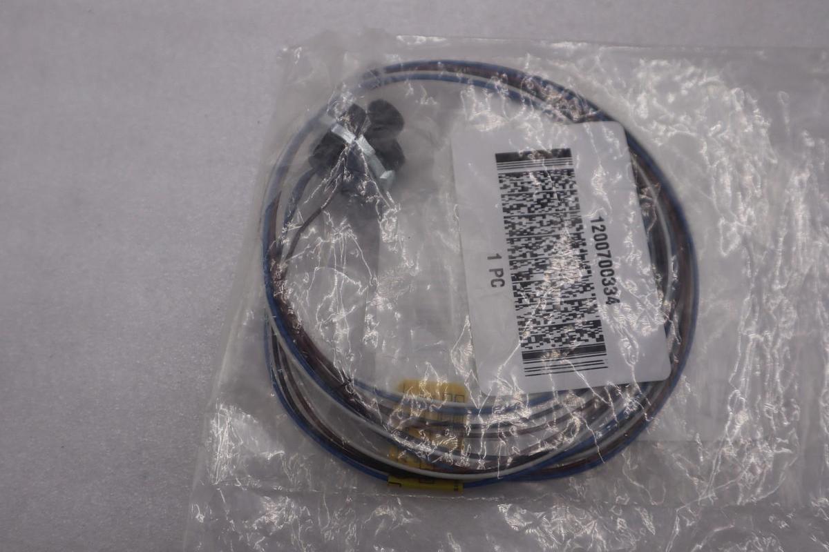 ALLEN BRADLEY 888D-M4AC1-1 SER. B STOCK H1642A