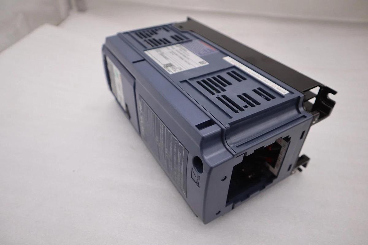 Used Fuji Electric FRN0.75H1S-2HT Inverter STOCK 2894A