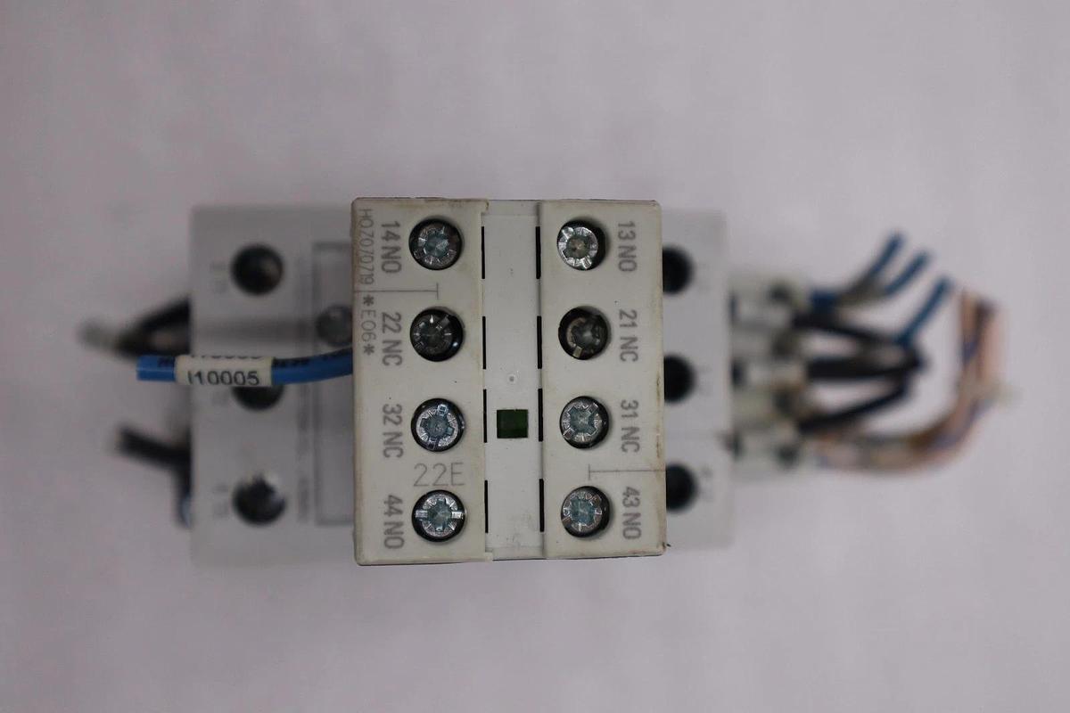 Used SIEMENS 3RH1924-1GP11 COUPLING LINK STOCK H1827
