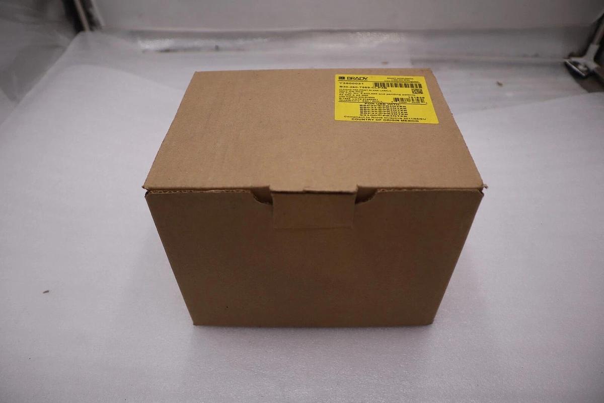 Used NEW IN BOX BRADY B30-25-595-ANSIDA Label Red/White 4.000 In. 6XHA0 STOCK H97