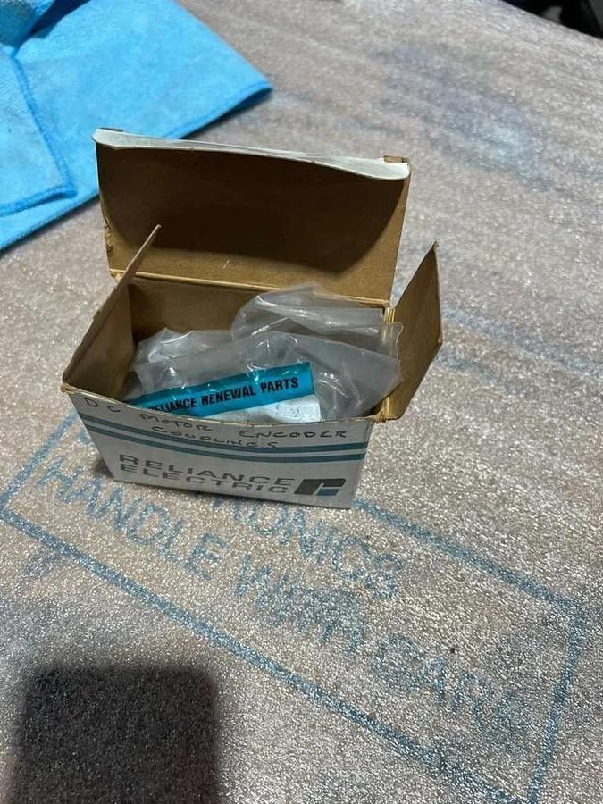 NEW OPEN BOX RELIANCE ELECTRIC 406041-A COUPLING STOCK L691CC