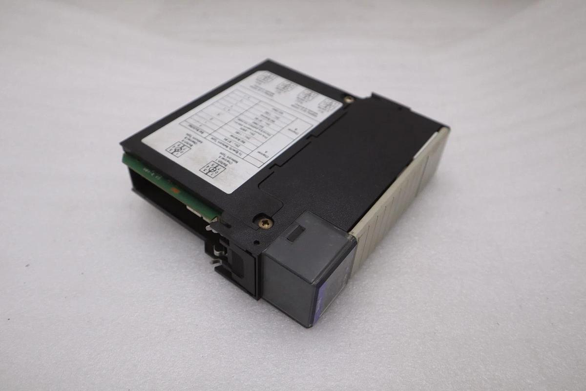 Used ALLEN BRADLEY 1756-DHRIO PLC MODULE AB STOCK K2999CC
