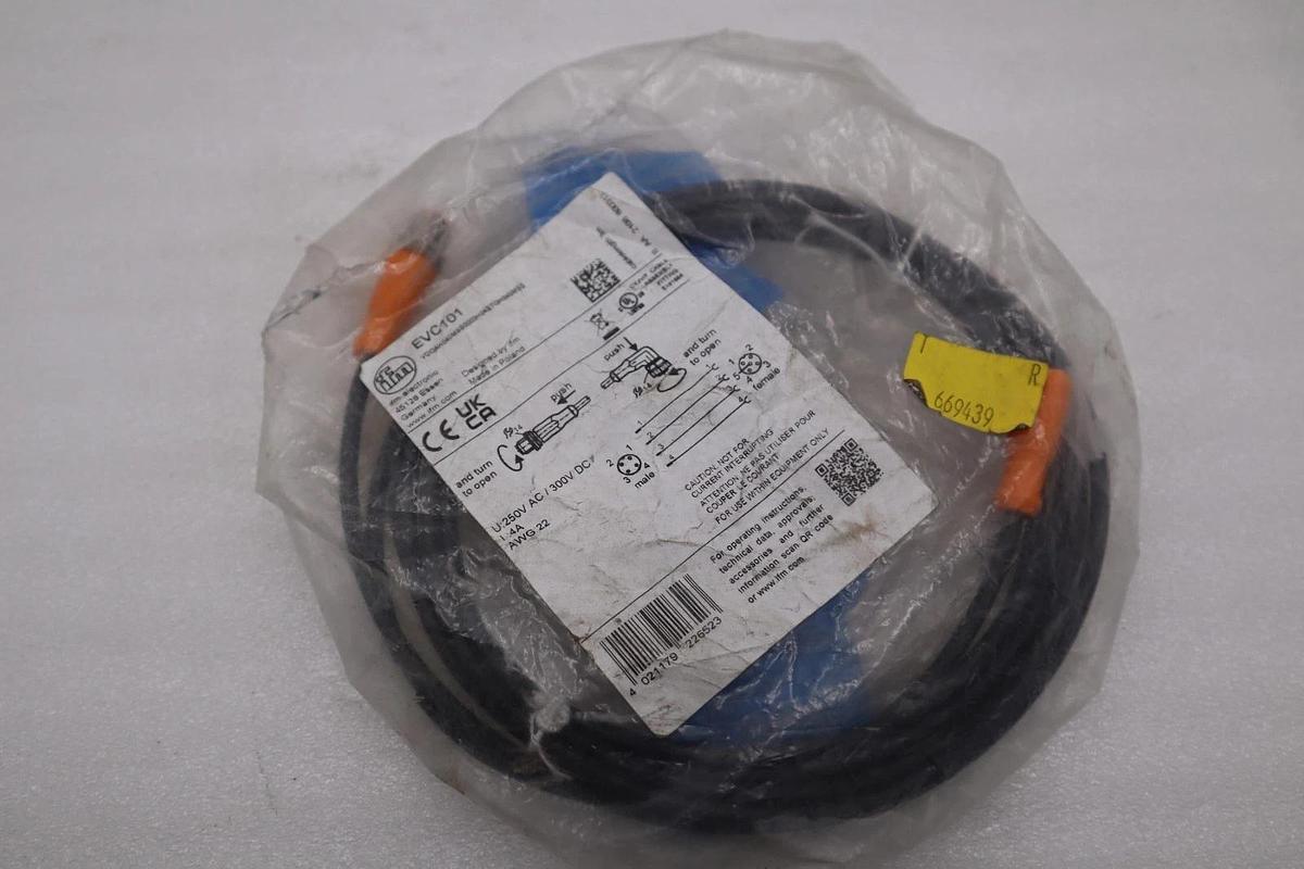 NEW IFM EVC101 cable STOCK H1679
