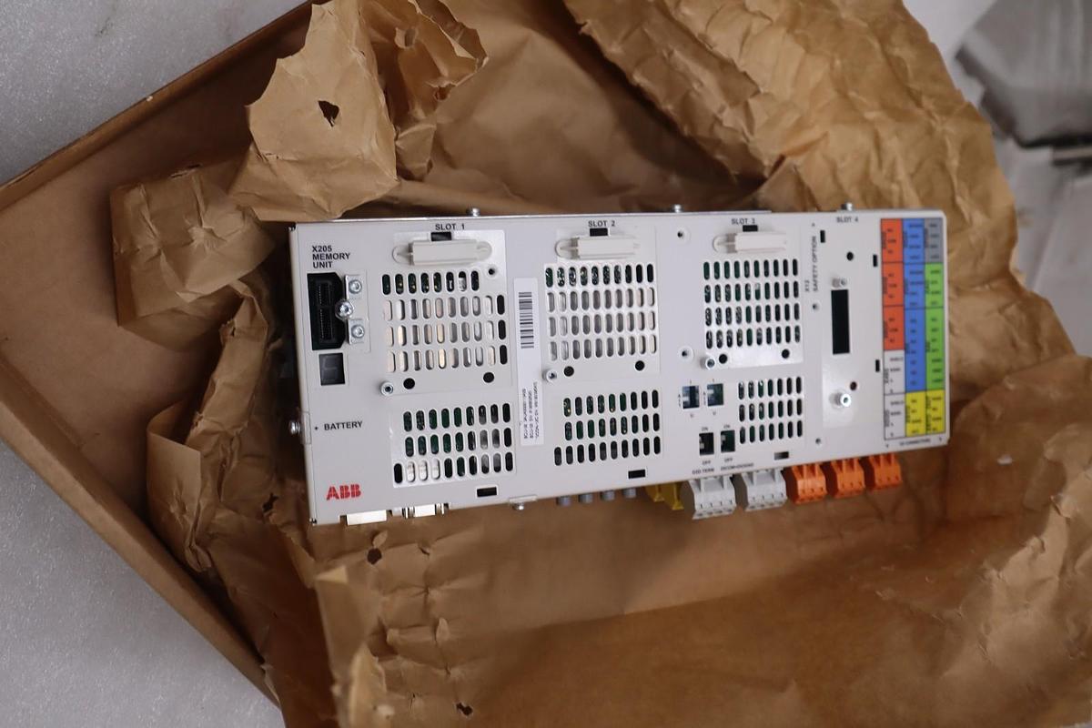 BCU-02 3AUA0000110429 control unit 3AUA0000110429 NEW AUTHENTIC SGF-213