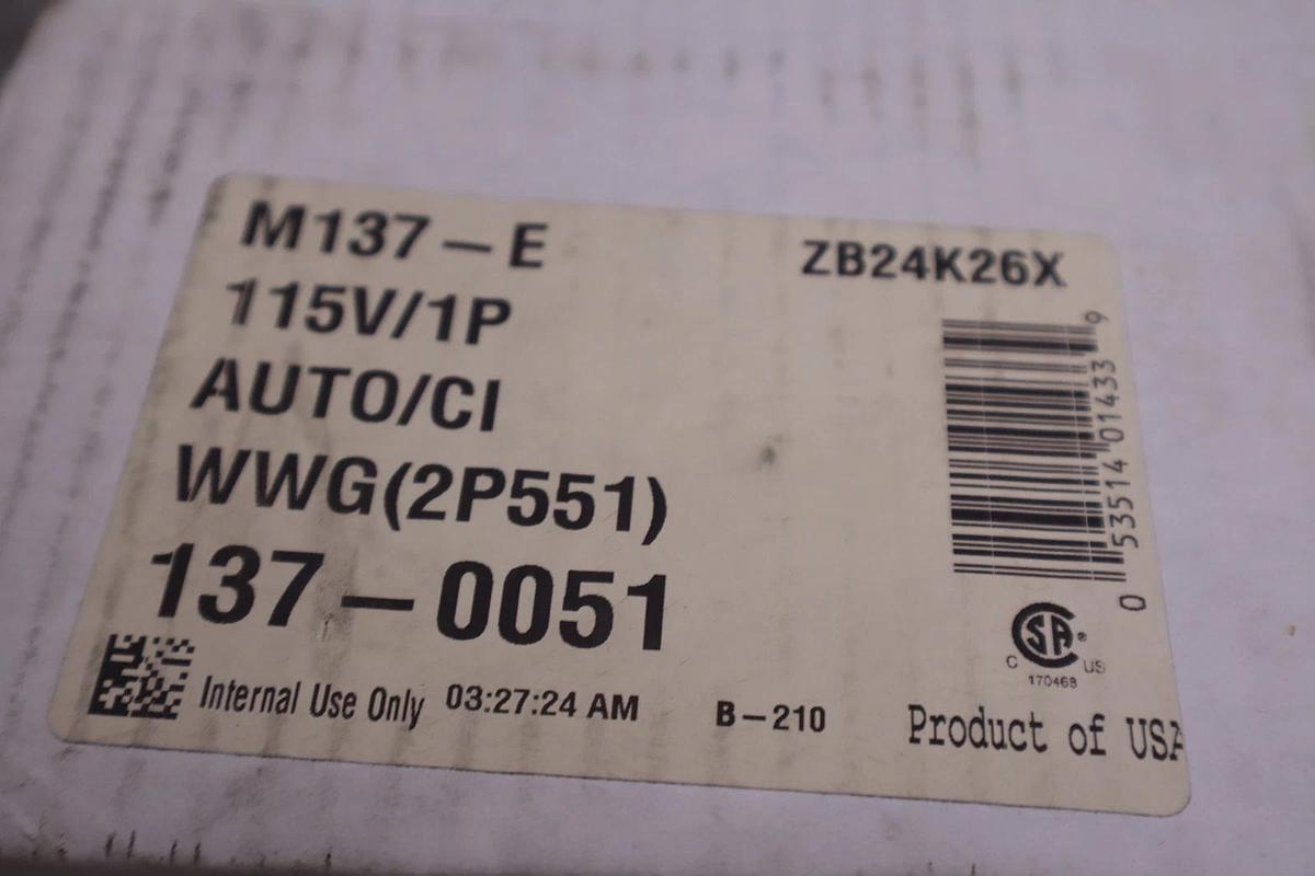 Used Zoeller M137-E 2P551 1/2 HP Cast Iron Submersible Pump NEW IN BOX STOCK HP-185