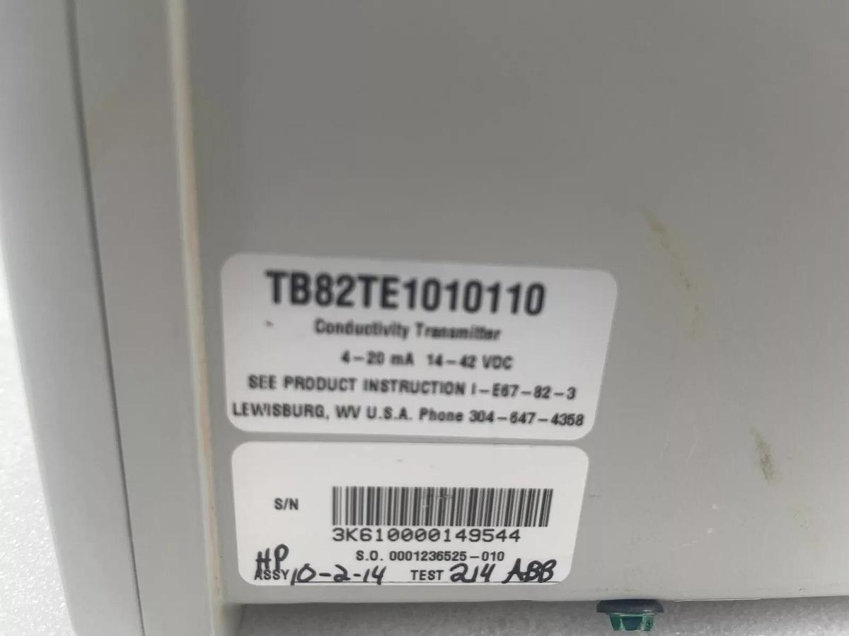 Used ABB TB82TE1010110  TB82TE 2-Wire Conductivity Transmitter, Pipe Mounting 2135