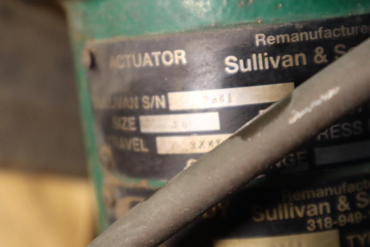 Used Fisher Control Valve Size 40 With Type 667 Pneumatic Actuator