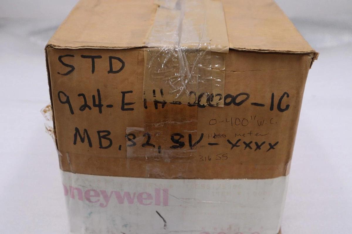 Used NEW HONEYWELL STD924-E1H-00000-1C-MB-S2-SV-XXXX PRESSURE TRANSMITTER STOCK 504-B