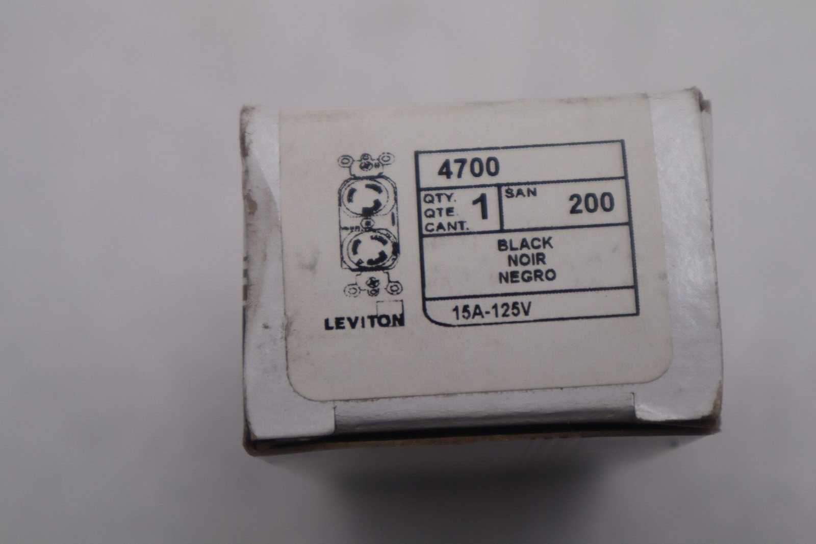 Used NEW OPEN BOX Leviton 4700 Outlet STOCK K-3375