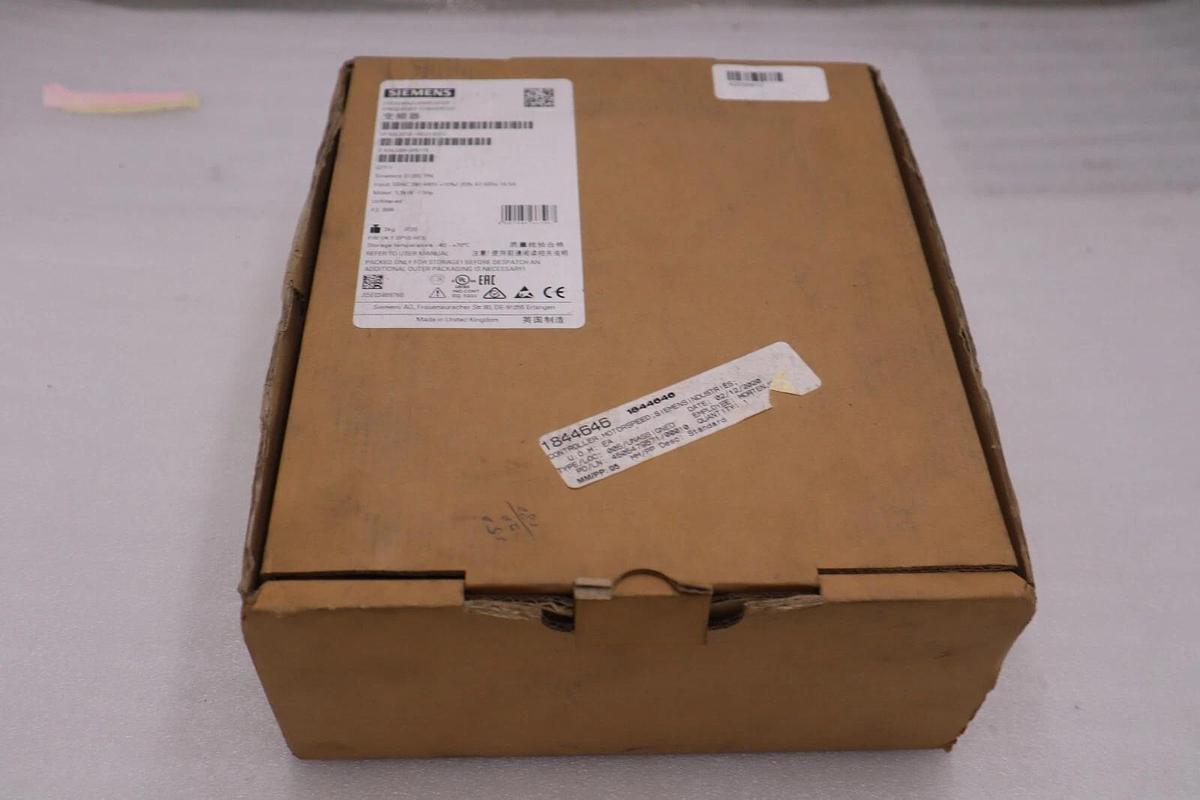 NEW IN BOX Siemens 6SL3210-1KE21-3UF1/ 6SL32101KE213UF1 DRIVE SINAMICS STOCK H11