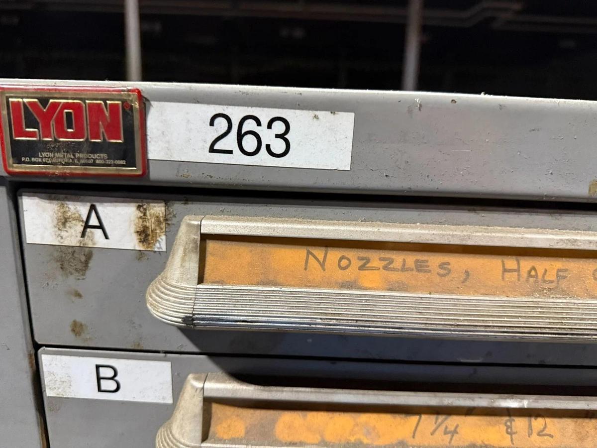 Used LYON 11 DRAWER CABINET MSS II SAFETYLINK 30"X28"X60" (NO CONTENTS)