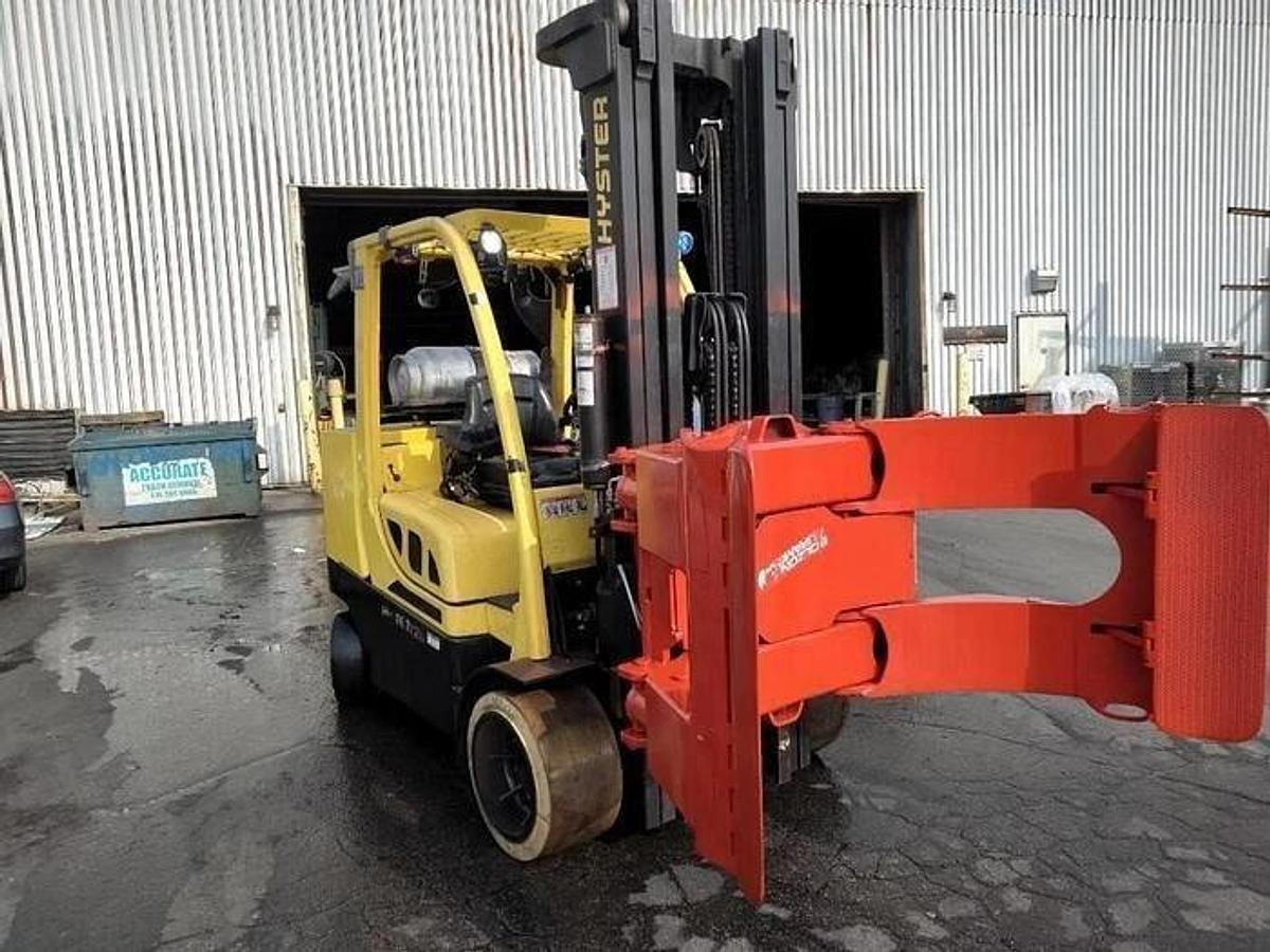Used 12,000 POUND YALE GLC120VXPRS FORKLIFT TRUCK WITH 60" CASCADE ROLL CLAMP