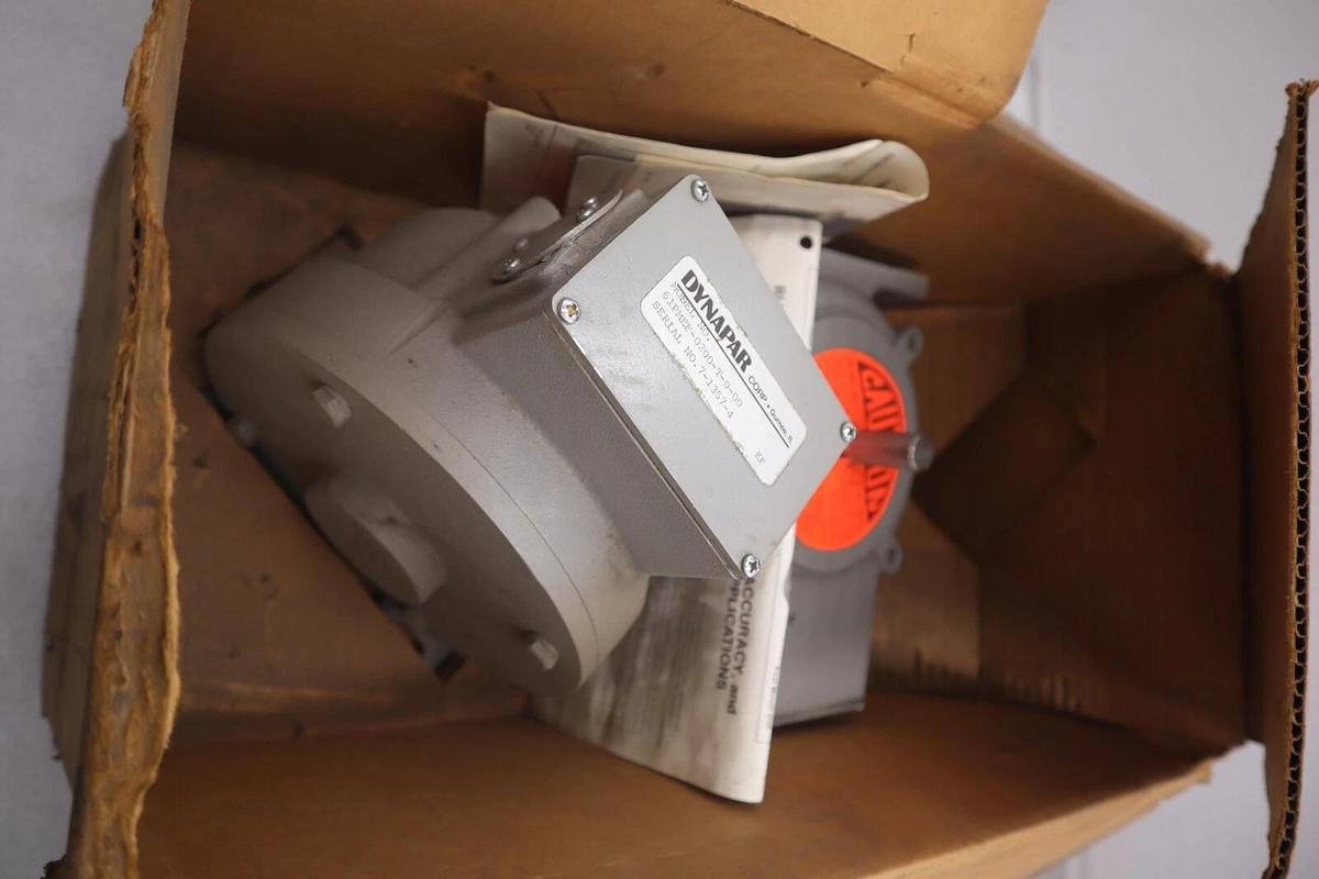 NEW DYNAPAR 61-PMEF-0200-T-0-00 ROTARY INCREMENTAL ENCODER STOCK 4511