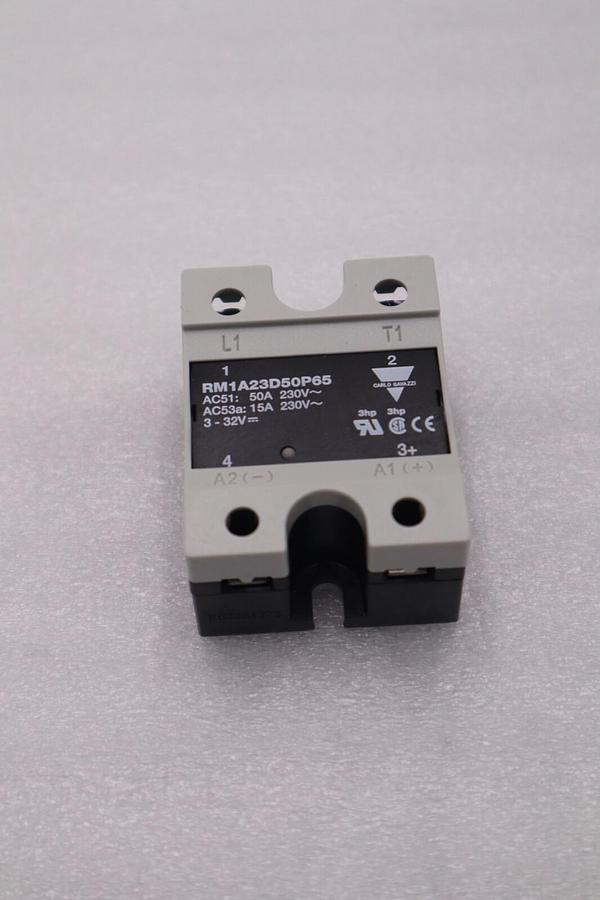 Used NEW OPEN BOX Carlo Gavazzi RM1A23D50P65 Solid-State Relays STOCK L-496-C