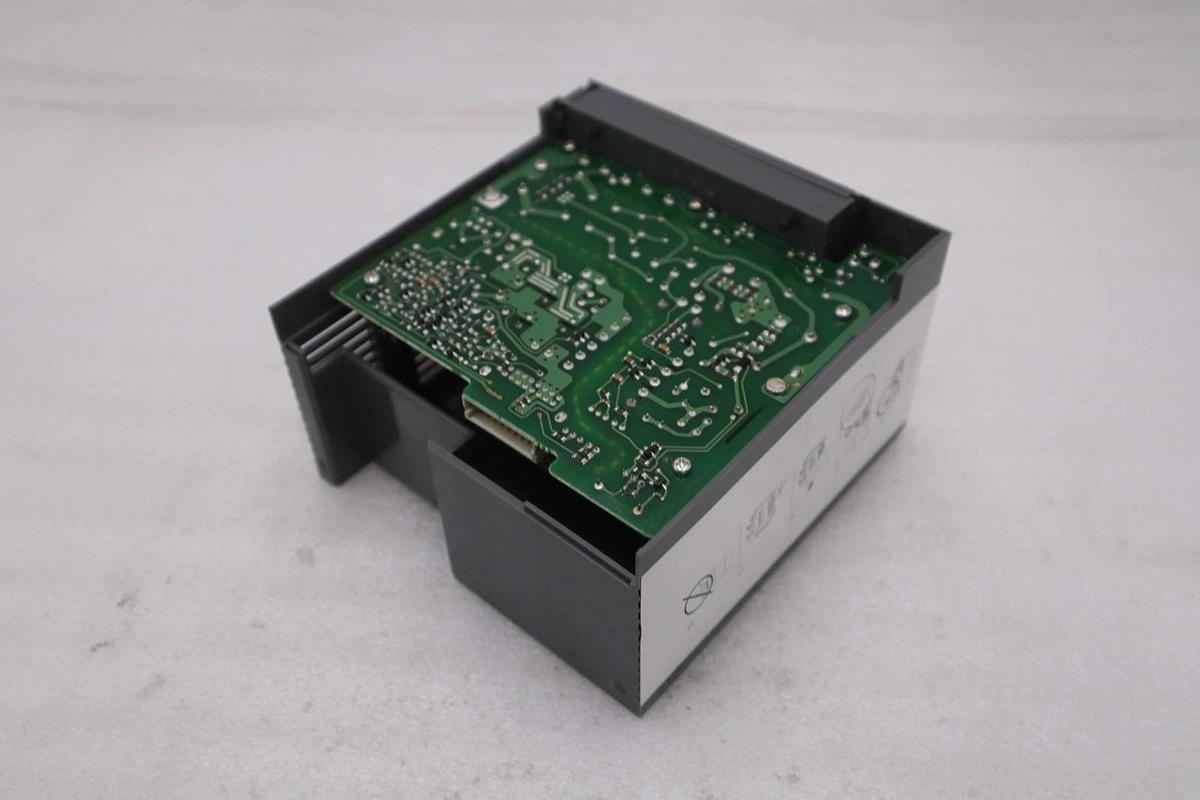 Used NEW AB ALLEN BRADLEY 1746-P2 SER C POWER SUPPLY OUTPUT STK CC234