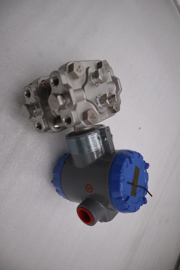 Used HONEYWELL STD820-E1HN6AS-1-A-CDC-11S-A-20A6-00-0000 / STD820 TRANSMITTER G382A