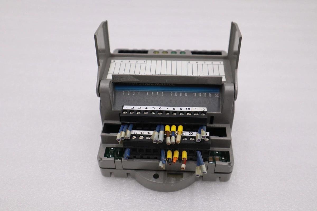 Used DANAHER MOTION M.1017.3095 R3 / M10173095 R3 GIDDINGS & LEWIS MODULE #6031