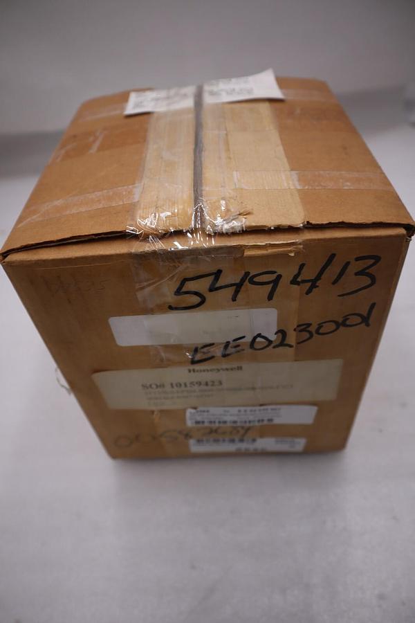 Used NEW HONEYWELL SMART  TRANSMITTER STT350-0-EPSM-0000-0000000-000-0000-F1C3 #G495