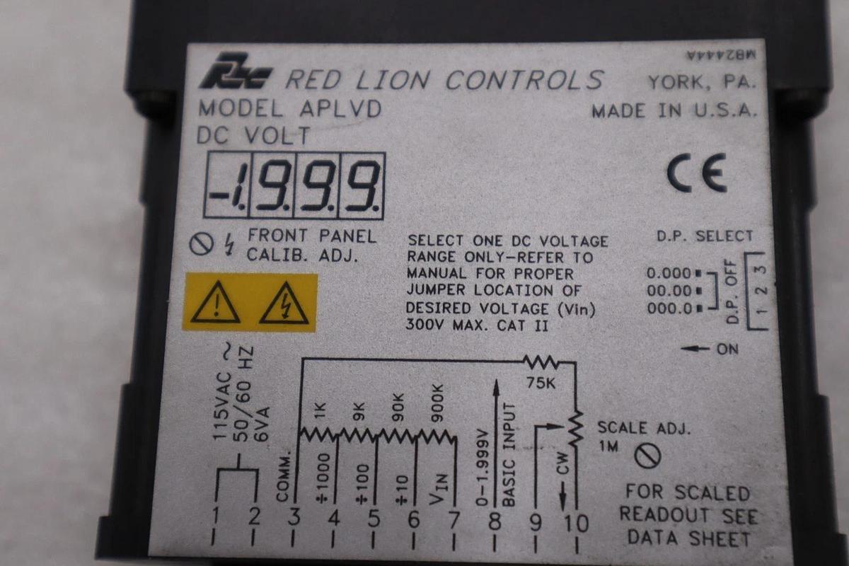 RED LION CONTROLS APLVD400 DIGITAL PANEL METER - STOCK 3131CC