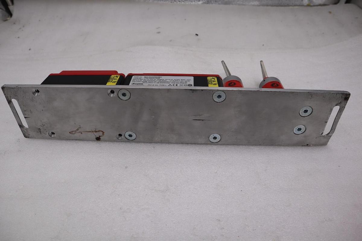 Used Fortress Interlock KC1002PODPRO ITM-00047426 Lockout Switch STOCK 4932