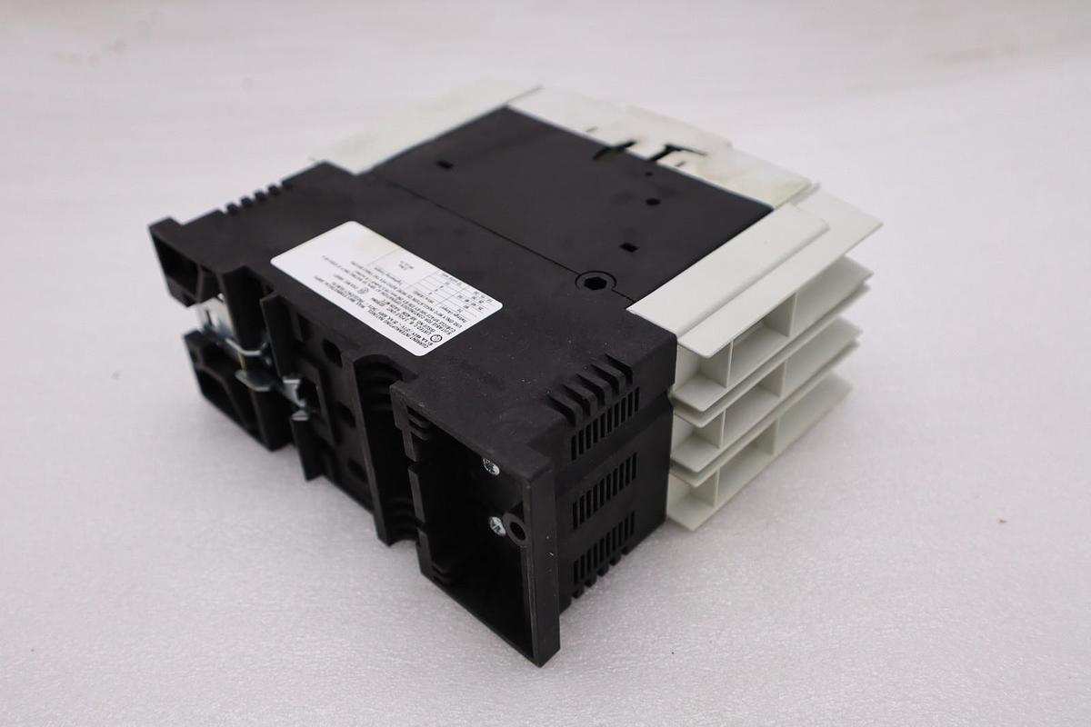 Used SIEMENS 3RV1742-5BD10  CIRCUIT BREAKER 15A STOCK H1426