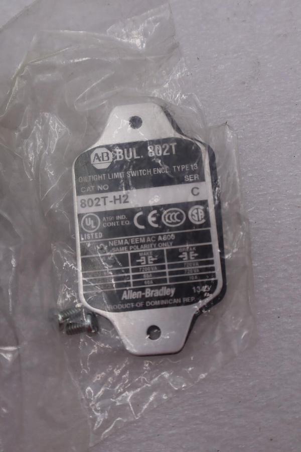 Used ALLEN-BRADLEY 802T-H2 SWITCH LIMIT OIL TIGHT SERIES C #K-2274