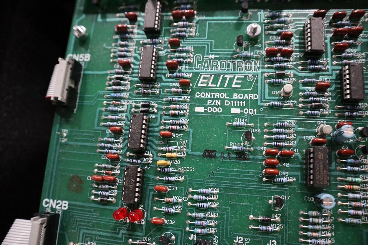 Used Carotron E06040-000 ELITE D.C. MOTOR CONTROLLER WITH CABINET NEW STOCK S-575