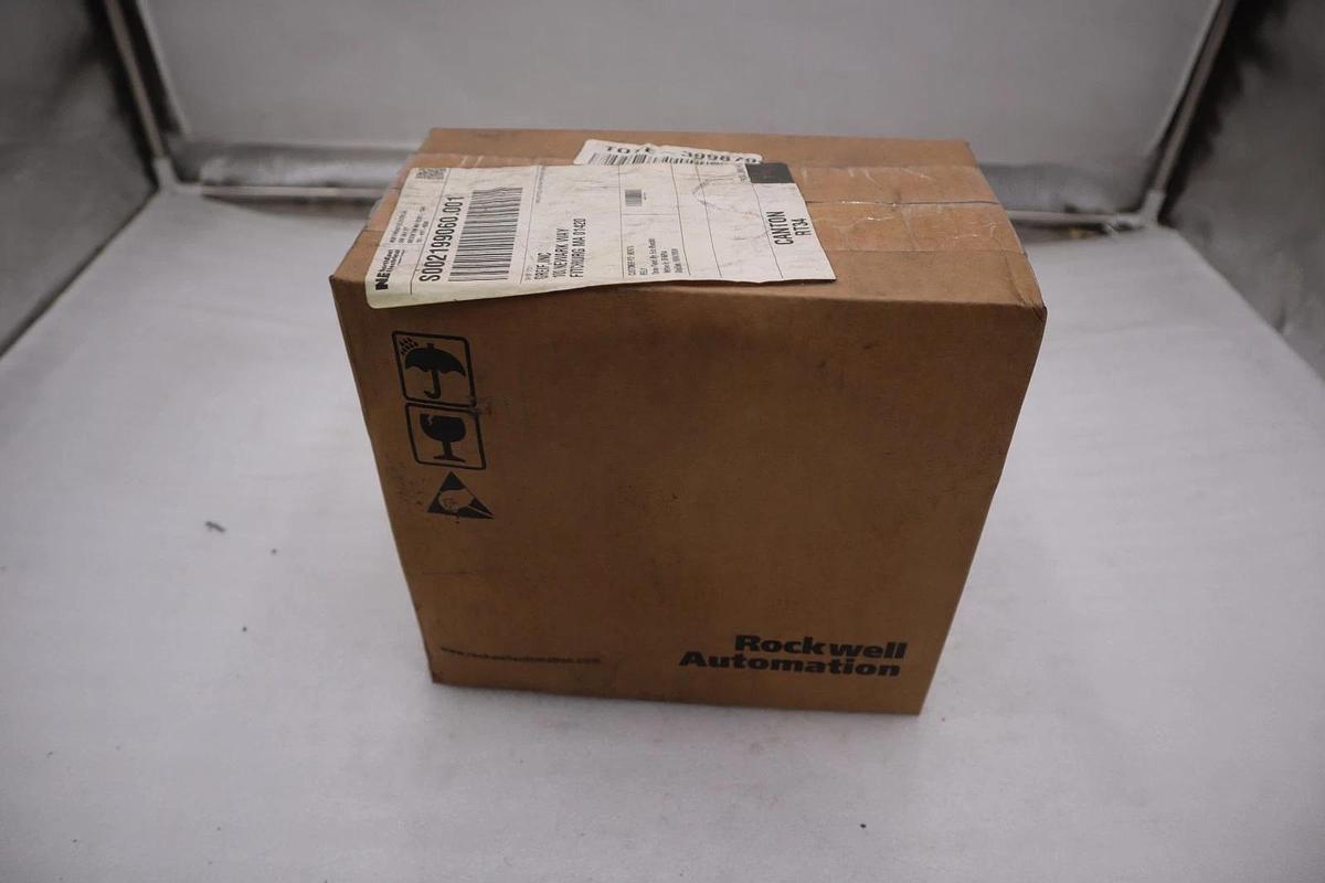 Used NEW OPEN BOX AB ALLEN BRADLEY 25B-D4P0N104 PowerFlex 525 AC Drive STOCK GF243 884951885882