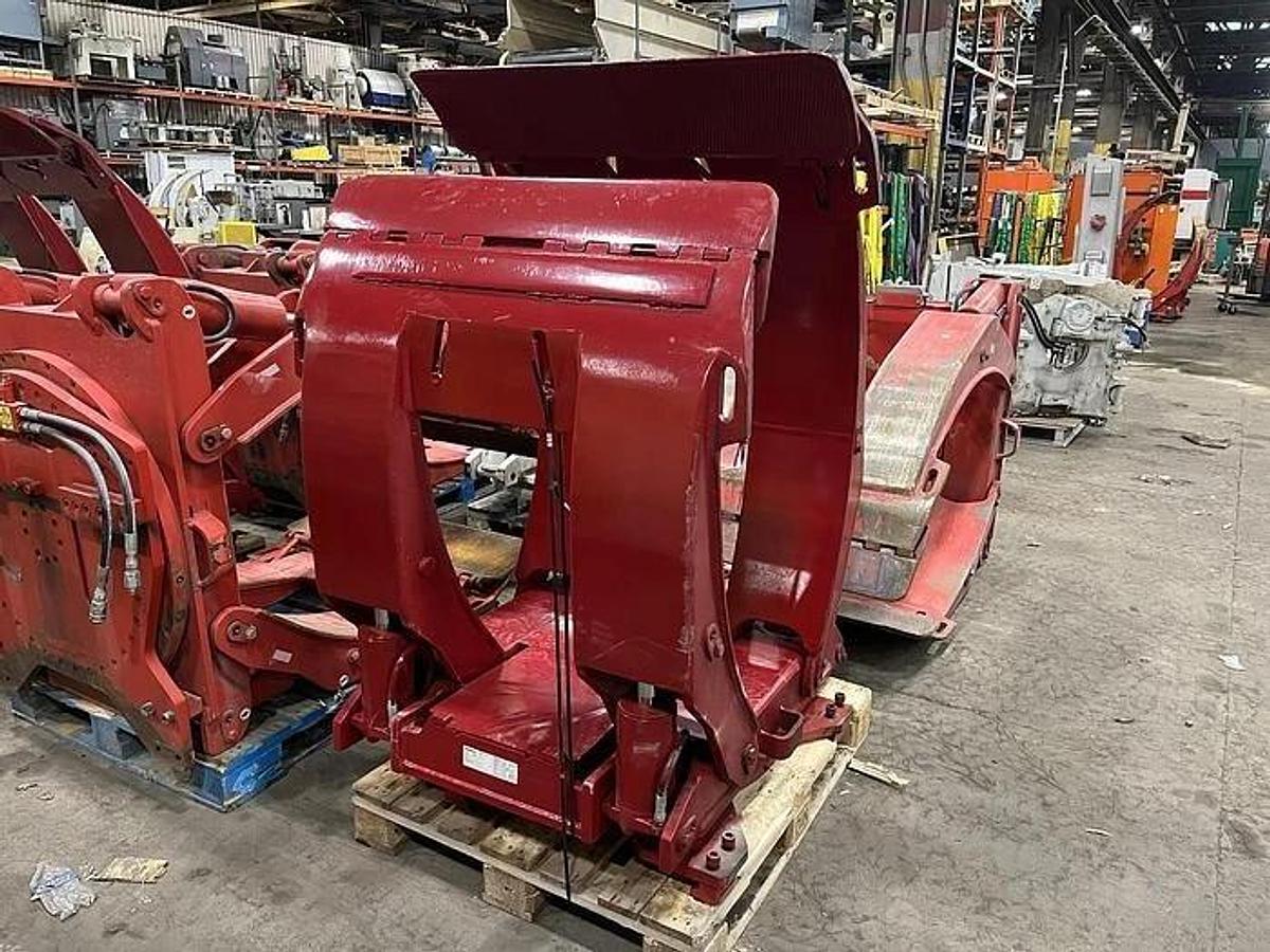 Used 84" BOLZONI AURAMO RA-450NLE-X PAPER ROLL CLAMP CLASS IV MANUFACTURED 2015