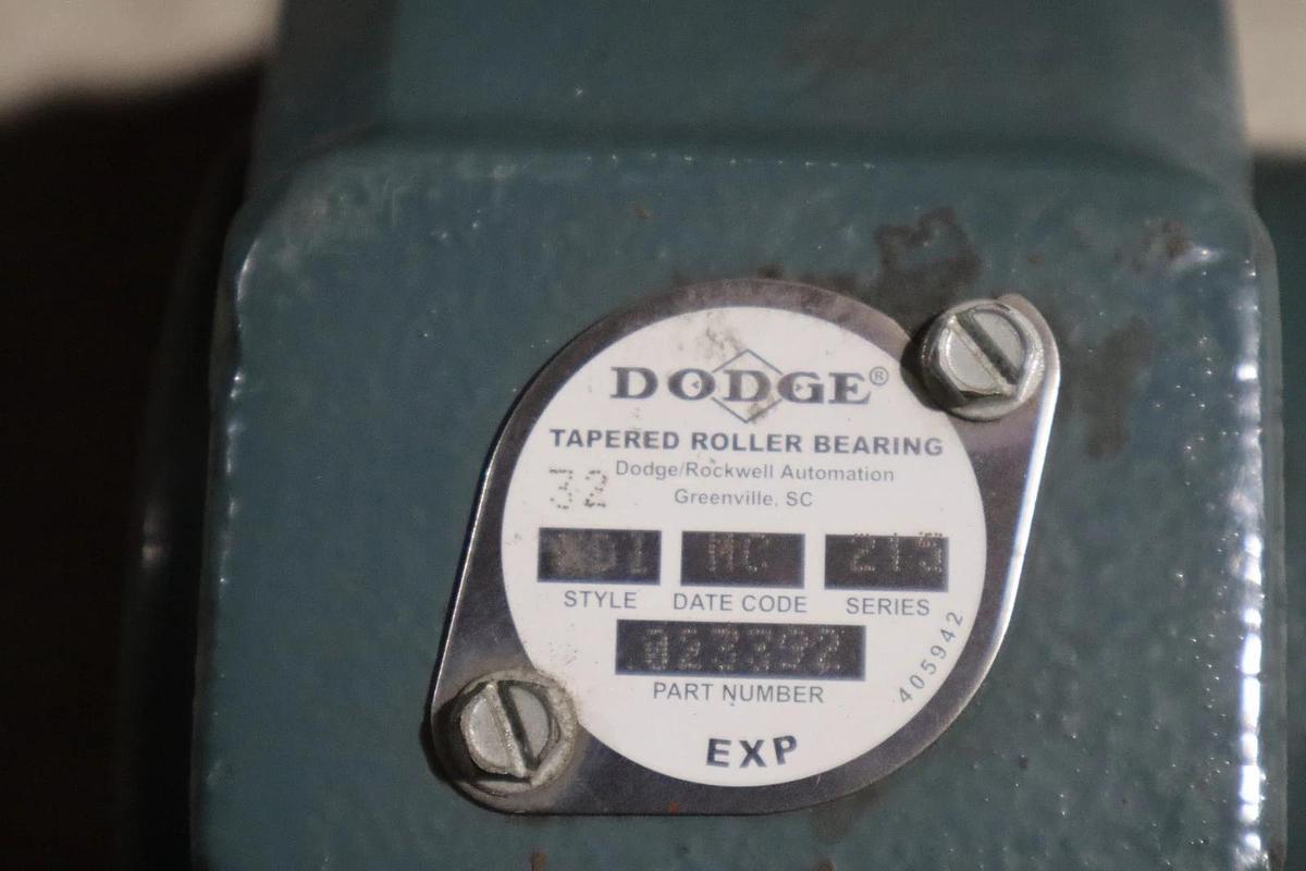 Used DODGE P2B-C-115 065292 TYPE C PILLOW BLOCK 2-BOLT BASE - STOCK CC-36