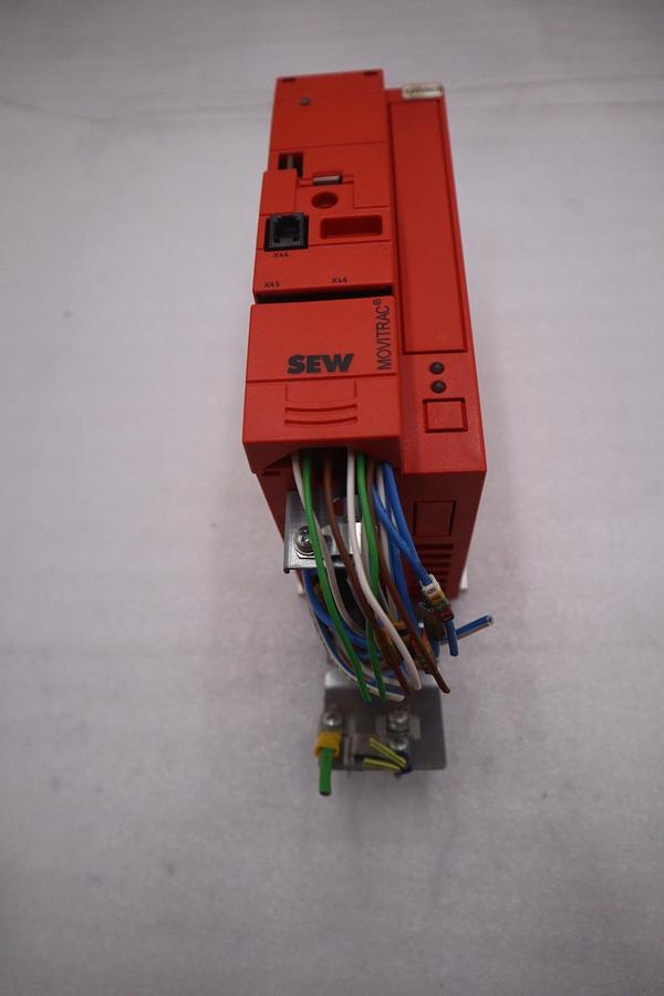 Used SEW Eurodrive MC07B0005-5A3-4-S0 MOVITRAC B STOCK H-801C