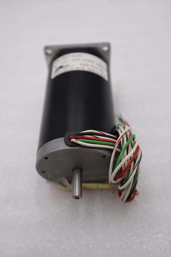 APPLIED MOTION PRODUCTS 4023-833D 2 PHASE STEPPER MOTOR STOCK H962A