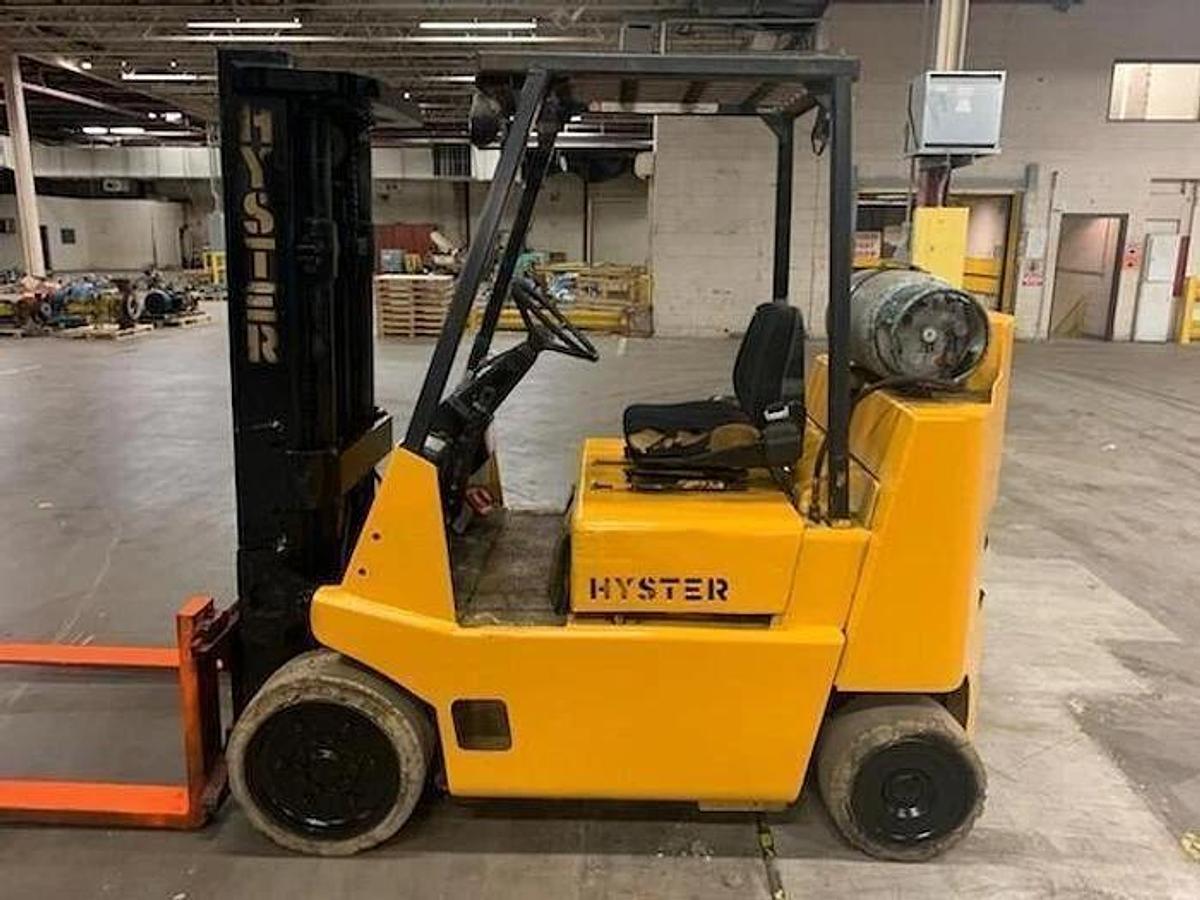 Used 8,000 POUND HYSTER S80XLBCS PROPANE FORKLIFT PF