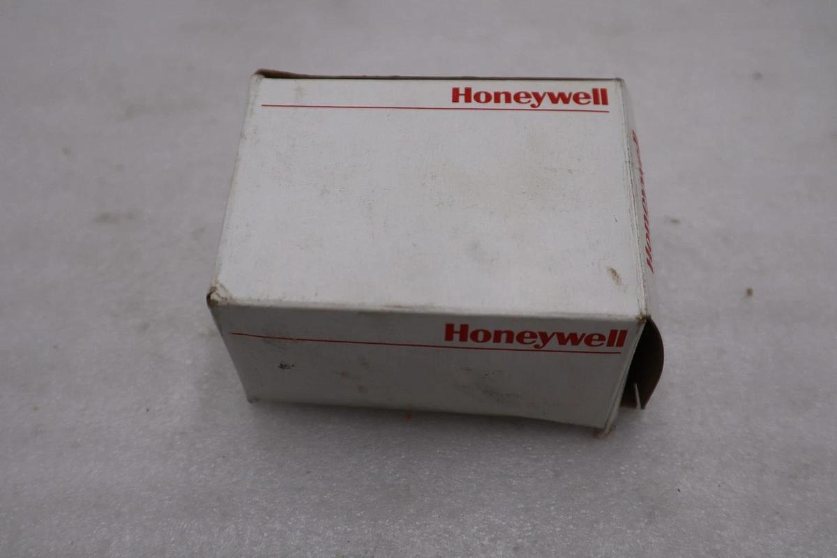 Used Honeywell BZE6-2RN2 Limit Switch - STOCK GF87A