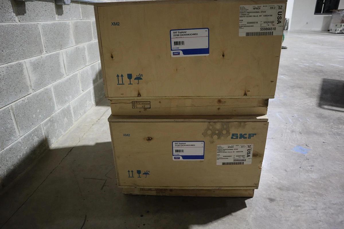 Used 23168 CACK/HA3C4W33 - VVVVEXPLORER - FACTORY NEW - BEARING STOCK S-428