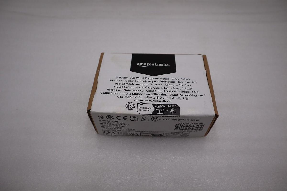 LOT OF 4 - Amazon Basics 3-Button Wired USB Computer Mouse Black STOCK H225A