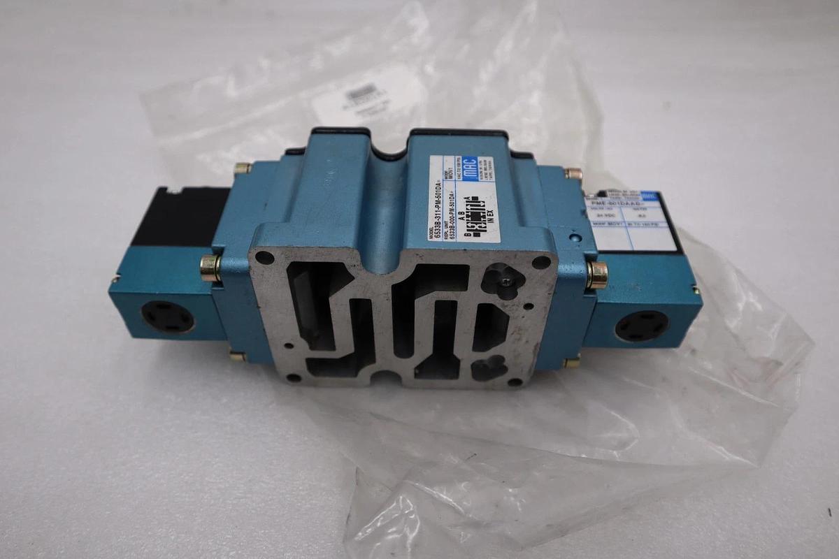 NEW Mac Valve 6533B-311-PM-501DA 4/3-way Closed Center STK H1461