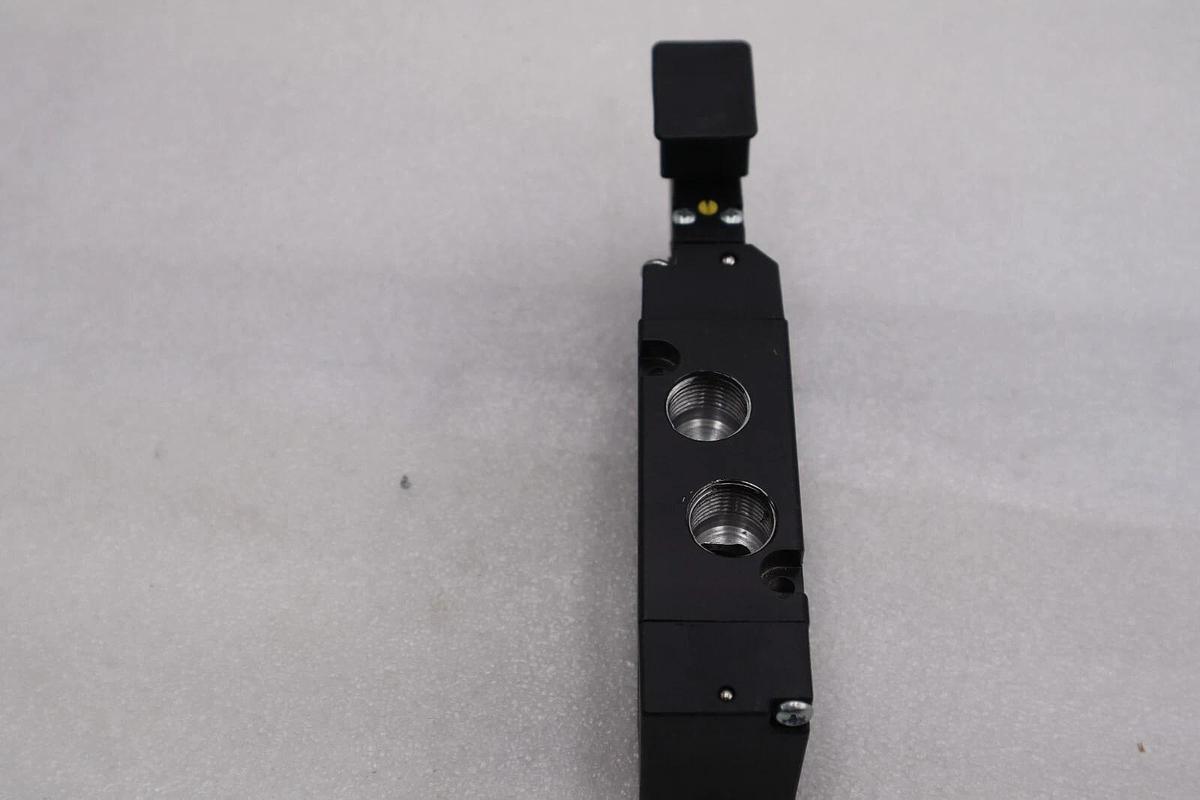 Used NEW PARKER B517BC553C STOCK L-532