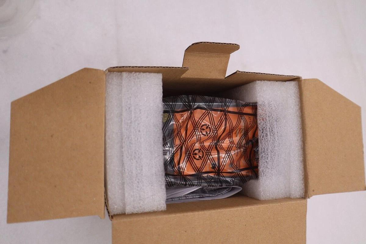 NEW WEIDMULLER Q06-17966-190328-02 PRO ECO 240W 24V 10A STOCK G104A