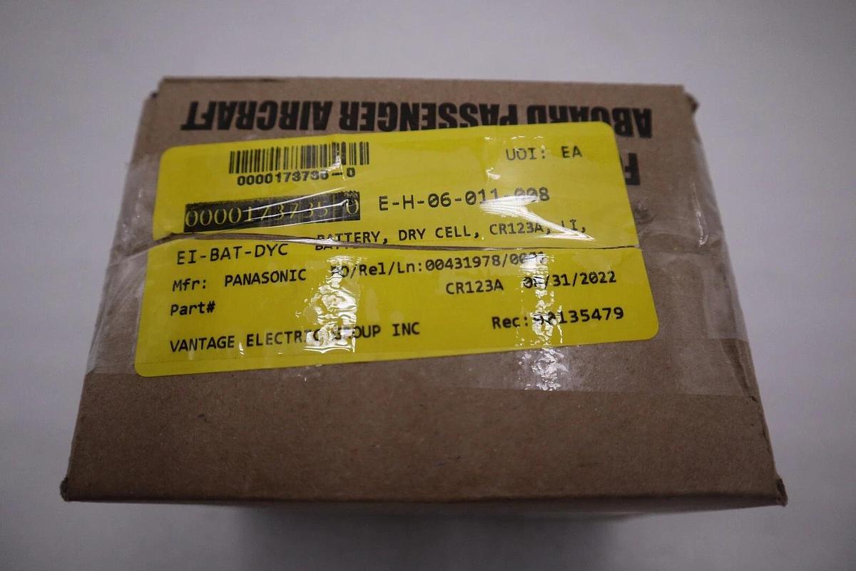 Used Streamlight 3V CR123A Lithium Batteries (2 Pack) 85175 (BOX OF 12) STOCK G518A
